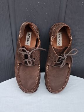 OluKai Men’s Leather Chukka Boots in Brown